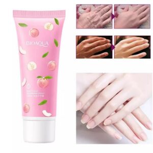 Bioaqua Peach Glowing Extract Hand Cream (30gm)